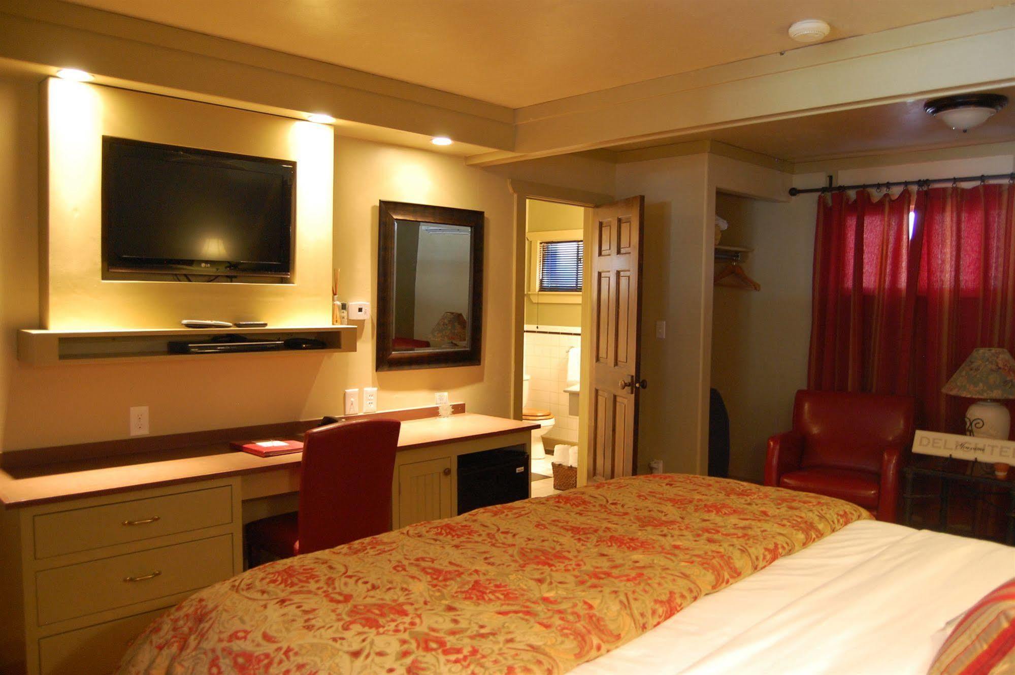 Highland Haven Creekside Inn Evergreen Ngoại thất bức ảnh