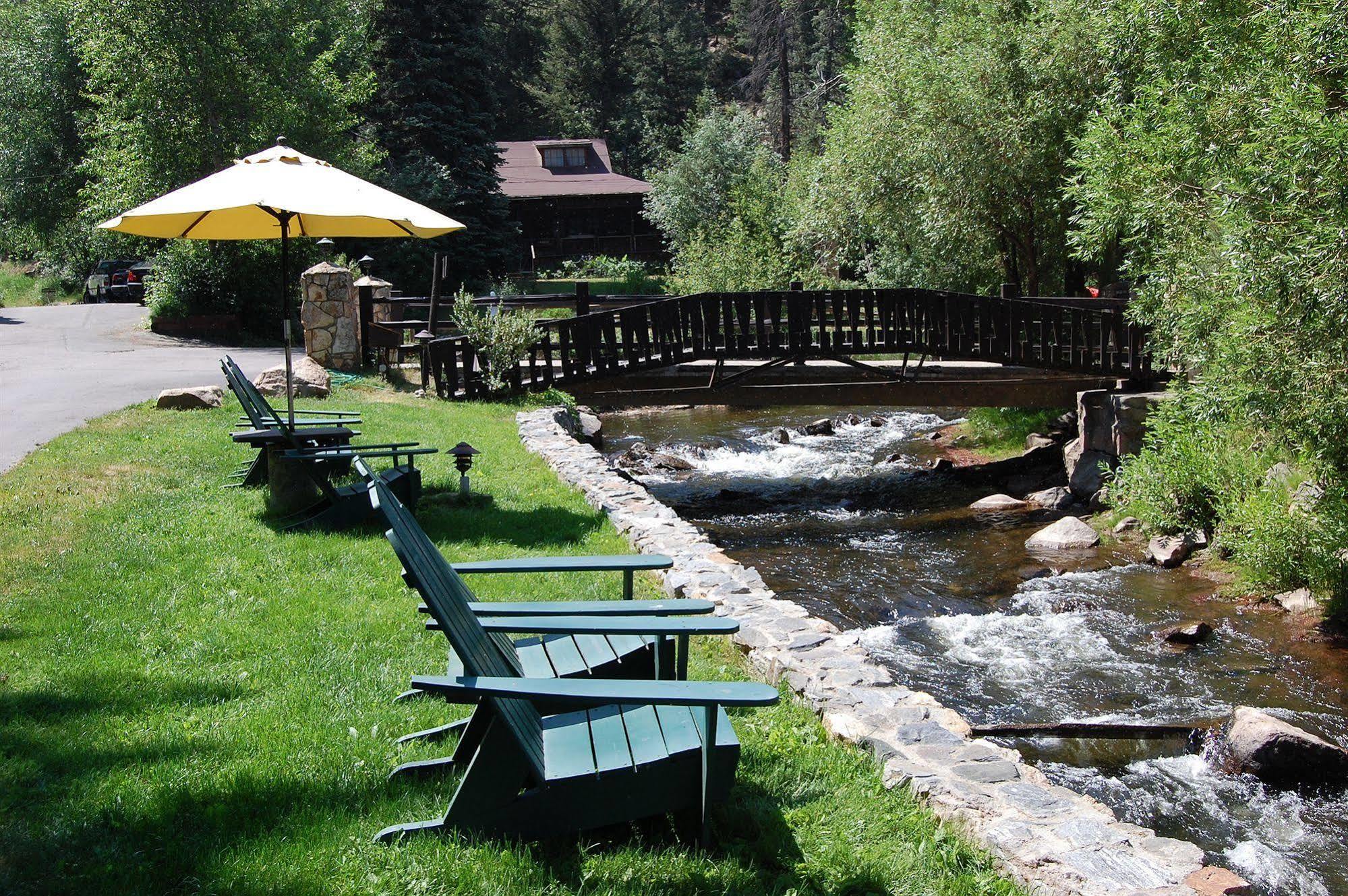 Highland Haven Creekside Inn Evergreen Ngoại thất bức ảnh